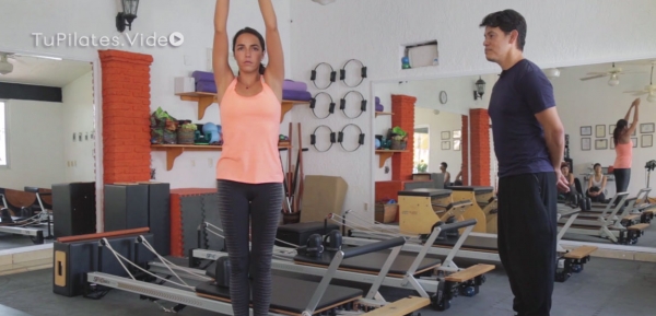 saul choza reformer clasico basico tu pilates video